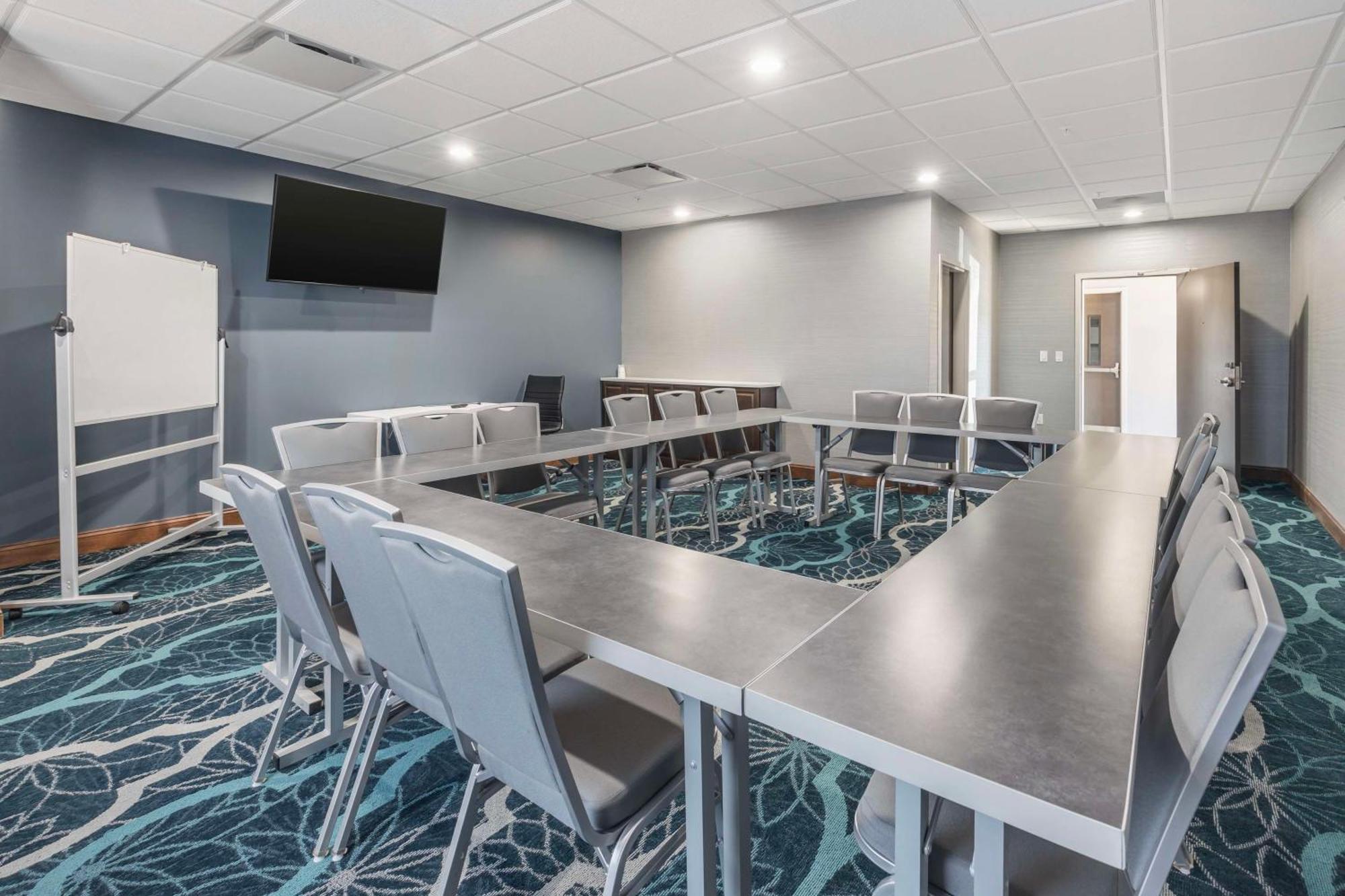 Best Western Plus Hotel Owensboro
